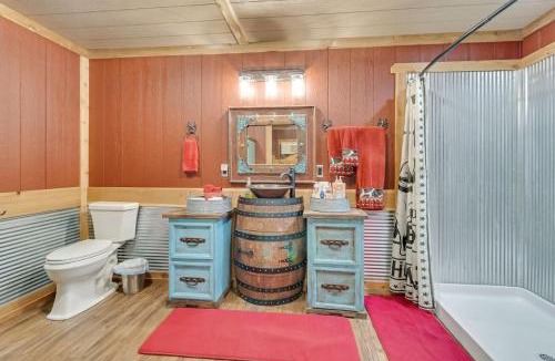 Eufaula House | Lakeside Retreat And Game Haven