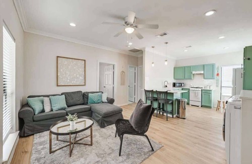 Rowlett House | Lakeview 2BR/1B Guest Home with Hot Tub