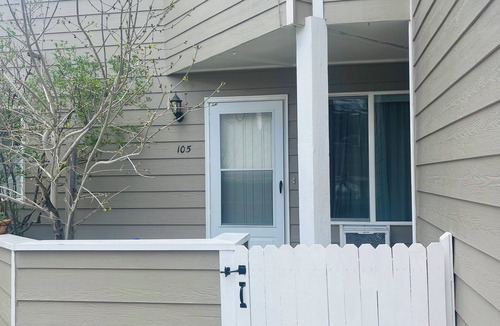 Foothills Condo | Lakewood-Golden Condo