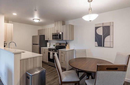South Richland Apartment | Landing | Amazing 2BD, Clubhouse, Gym