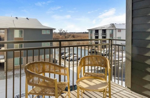 Firestone Apartment | Landing | Amazing 2BD, Gym, Clubhouse