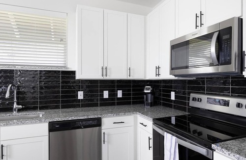 Fort Worth Apartment | Landing | Amazing 2BD, Clubhouse, Gym