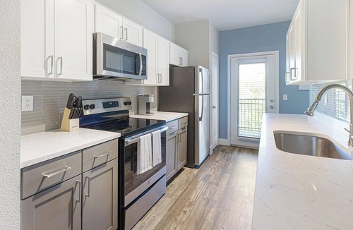 Fort Worth Apartment | Landing | Amazing 2BD in Cityview