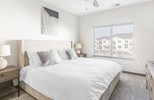 Valley Apartment | Landing at The Harbor at Valley Shores - 2 Bedrooms in Downtown Valley