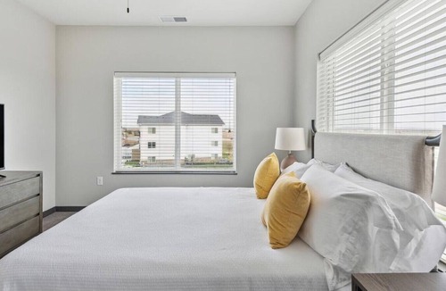 Valley Apartment | Landing at The Harbor at Valley Shores - 1 Bedroom in Downtown Valley