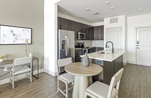 Denton Apartment | Landing | Beautiful 1BD, Clubhouse, Gym