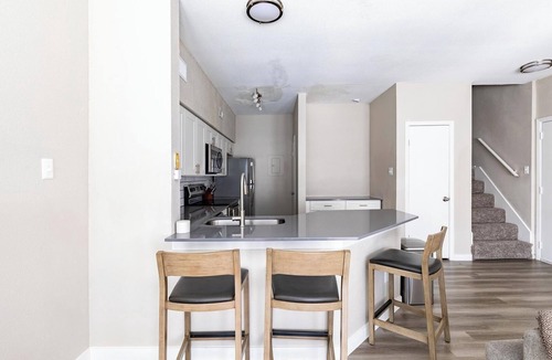 Fort Worth Apartment | Landing | Beautiful 2BD, Pool, Gym