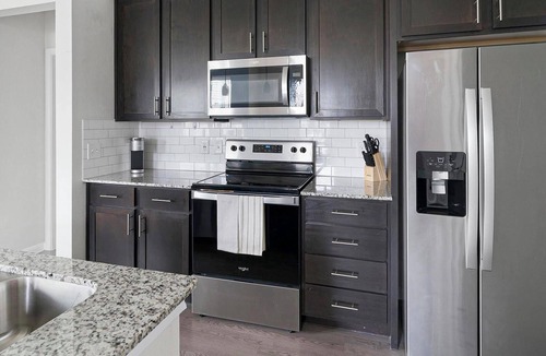 Conroe Apartment | Landing | Beautiful 2BD, Gym