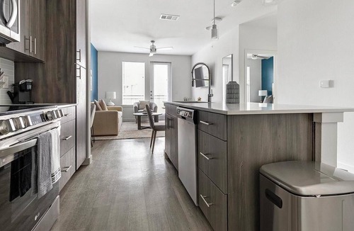 San Antonio Apartment | Landing | Chic 1BD, Clubhouse, Pool