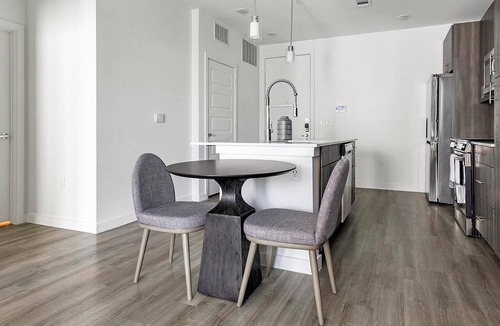 San Antonio Apartment | Landing | Chic 1BD, Clubhouse, Pool