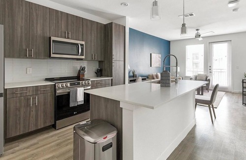 San Antonio Apartment | Landing | Chic 1BD, Clubhouse, Pool