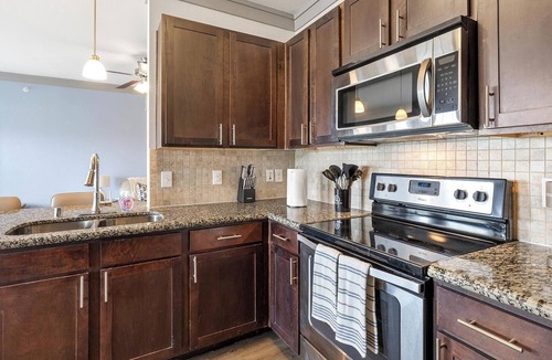 Northeast Carrollton Apartment | Landing | Chic 1BD, Clubhouse