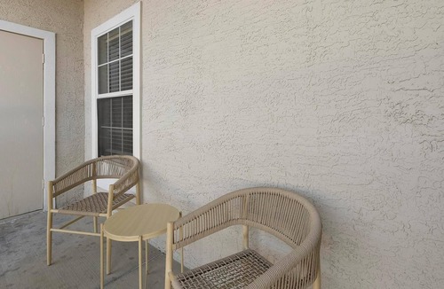 Lewisville Apartment | Landing | Chic 1BD, Clubhouse, Gym