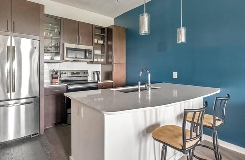 Woodland Heights Apartment | Landing | Chic 1BD, Game Room, Yoga Studio