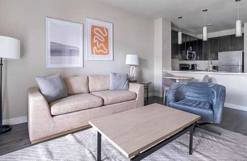 Katy Apartment | Landing | Chic 1BD, Pool, Courtyard