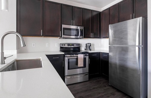 Katy Apartment | Landing | Chic 1BD, Pool, Courtyard