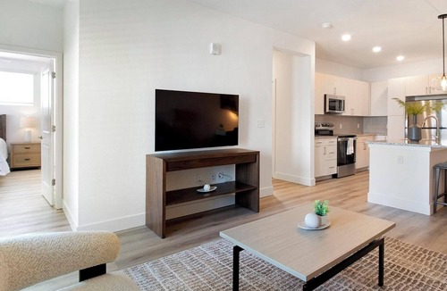 Firestone Apartment | Landing | Chic 2BD, Clubhouse, Gym