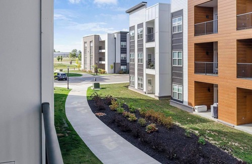 Cartersburg Apartment | Landing | Chic 2BD, Gym, Clubhouse