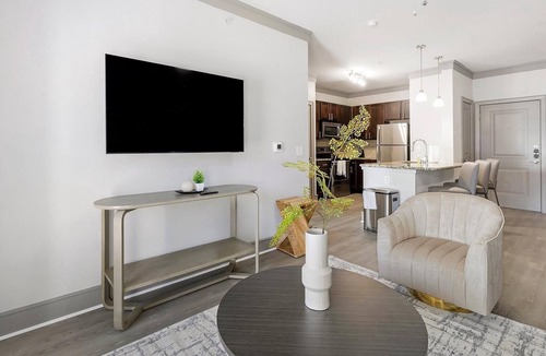 Northeast Carrollton Apartment | Landing | Chic 3BD, Clubhouse