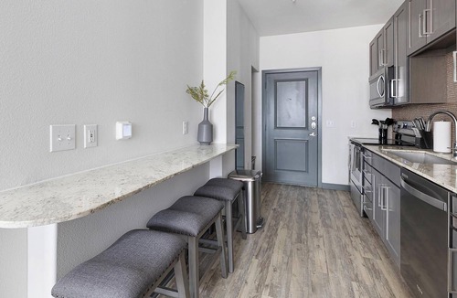 Fort Worth Cultural District Apartment | Landing | Chic Studio, Game Room, Gym
