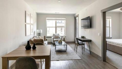 McKinney Apartment | Landing Incredible 1BD Clubhouse Gym