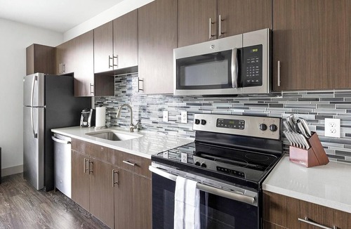 Vickery Meadow Apartment | Landing | Incredible 1BD, Pool, Gym