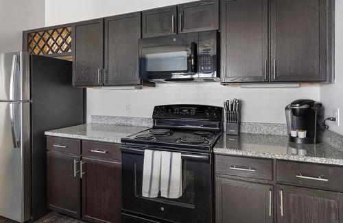 Fort Worth Apartment | Landing | Incredible 2BD, Yoga Studio, Pool
