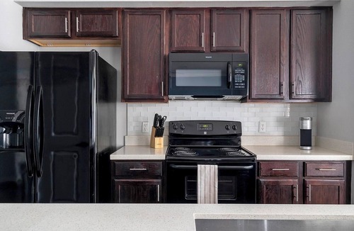 Atascocita Apartment | Landing | Incredible 2BD, Gym, Clubhouse