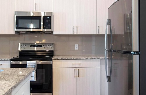 Firestone Apartment | Landing | Incredible 2BD, Gym, Clubhouse