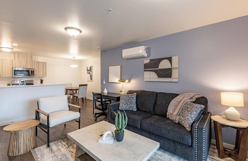 South Richland Apartment | Landing | Modern 1BD, Gym, Clubhouse