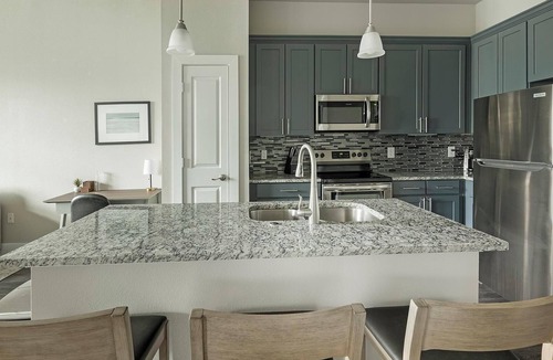 Nassau Bay Apartment | Landing | Modern 1BD, Pool, Yoga Studio