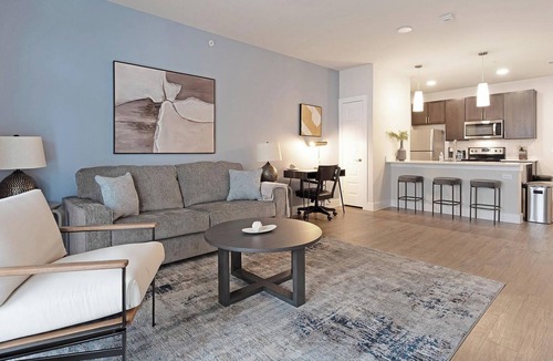 Far North Central Apartment | Landing | Modern 1BD, Gym