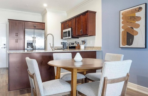 Johnstown Apartment | Landing | Modern 2BD, Clubhouse, Yoga Studio