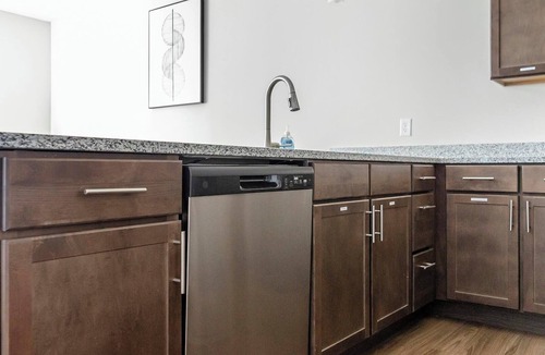 Cartersburg Apartment | Landing | Modern 2BD, Gym, Clubhouse