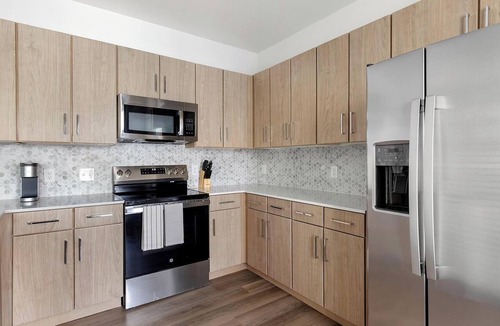 North San Antonio - SAT Apartment | Landing | Modern 2BD, Gym, Clubhouse