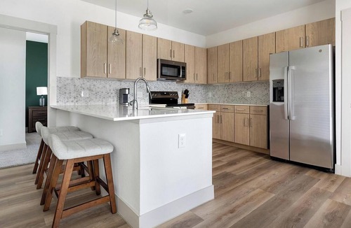 North San Antonio - SAT Apartment | Landing | Modern 2BD, Gym, Clubhouse