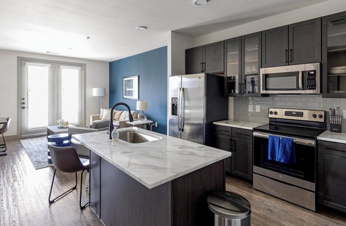 Denton Apartment | Landing | Spectacular 1BD, Clubhouse, Gym