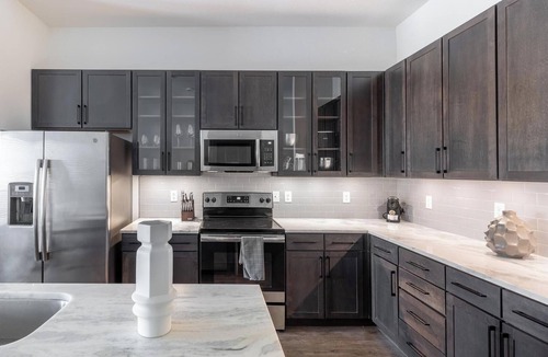 Denton Apartment | Landing | Spectacular 1BD, Clubhouse, Gym