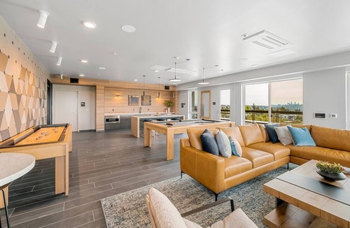 Crown Hill Apartment | Landing | Spectacular 1BD, Gym
