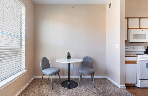 Fort Worth Apartment | Landing | Spectacular 1BD, Rooftop Lounge, Pool