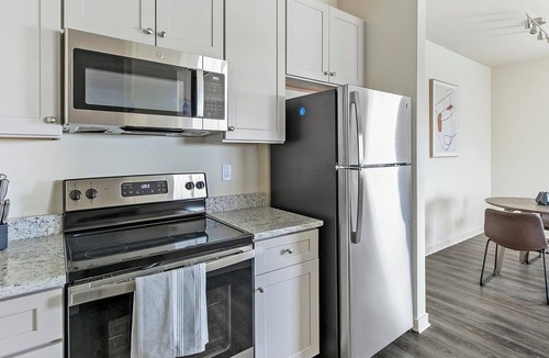 Fort Worth Apartment | Landing | Spectacular 1BD in North Fort Worth