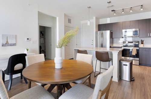 Fort Worth Apartment | Landing | Spectacular 2BD, Gym
