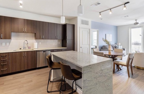 Fort Worth Apartment | Landing | Spectacular 2BD, Gym