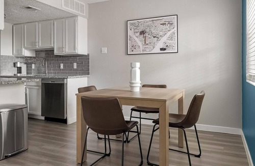 Southside Apartment | Landing | Stunning 1BD, Clubhouse, Pool