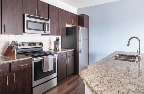 FM 1960 Apartment | Landing | Stunning 1BD, Gym, Game Room