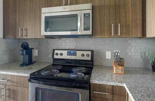 Memorial Apartment | Landing | Stunning 1BD, Gym