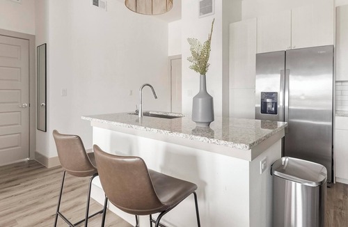 Addicks Apartment | Landing | Stylish 1BD, Gym, Yoga Studio