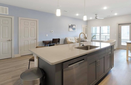 Midlothian Apartment | Landing | Stylish 2BD, Clubhouse, Game Room