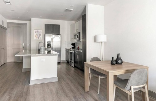 McKinney Apartment | Landing | Stylish 2BD, Clubhouse, Gym