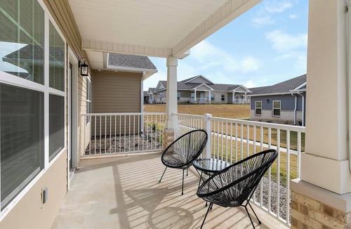 Fort Worth Apartment | Landing | Stylish 2BD in North Fort Worth